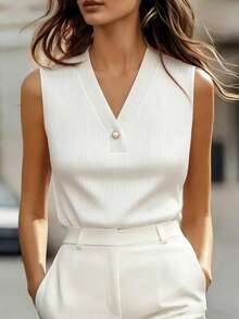 Franclia 女士休闲通勤款温柔优雅夏季新款白色V领无袖背心，珍珠纽扣罗纹衬衫领上衣，通勤时尚修身吊带衫 - 白色 - 查看 3