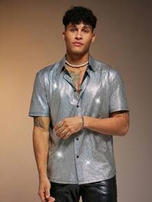 Manfinity BRENVOR 男士纽扣前开襟金属色短袖衬衫，情侣装 - 銀色 - 查看 4