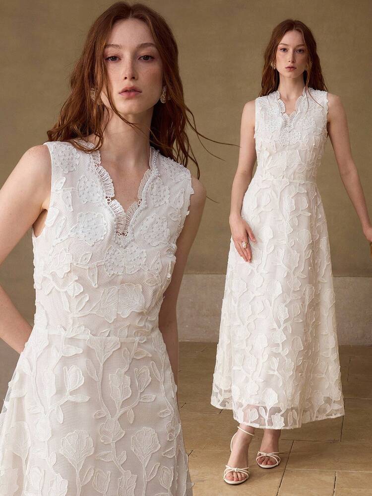 EMBROIDERED V-NECK SLEEVELESS BEADED ELEGANT VACATION WHITE DRESS