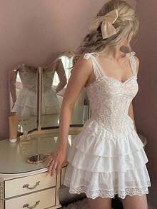 SHEIN MOD 女士蕾丝荷叶边下摆时尚百搭约会派对吊带背心 - 白色 - 查看 1