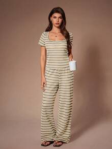 Lazeform Comfortable & Fashionable Striped Scoop Neck Short Sleeve Loungewear Set - Khaki - View 5
