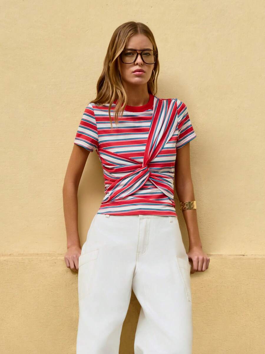 Nöista Women's Striped Round Neck Twist Pleated Casual Versatile Daily Short Sleeve T-Shirt - Red - View 1