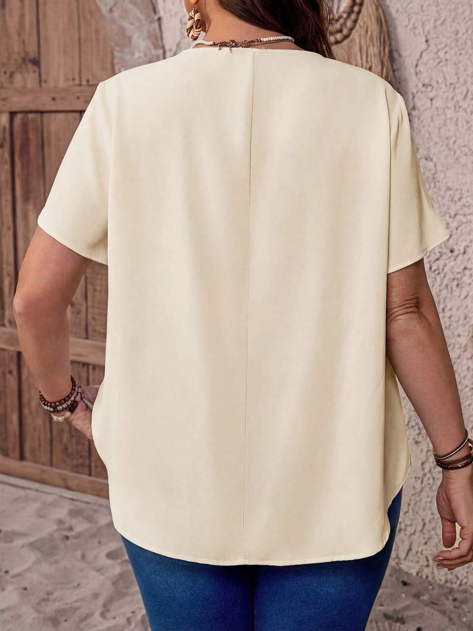 Plus Size V-Neck Ruched White Summer Short Sleeve Casual Solid Dressy Top,Women's Smart Casual Office Outfits,Simple Fashionable Everyday Wear Tops