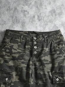 Manfinity ZONE917 街头风迷彩工装裤，纽扣设计多口袋休闲宽松阔腿牛仔裤 - 軍綠色 - 查看 3