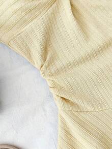 SHEIN 儿童少女连衣裙，春夏新款，适合海滩度假，优雅纹理面料，露背系带设计，正面褶皱金属装饰，多层荷叶边下摆，俏皮迷你连衣裙 - 黃色 - 查看 5