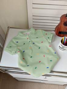 SHEIN 1 件年轻男孩休闲校园风格皇冠印花短袖 Polo 衫，舒适百搭，适合户外玩耍和上学，春夏季 - 薄荷綠 - 查看 3