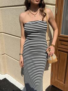 SHEIN Clasi Women's Black And White Striped Bandeau Maxi Dress,Summer Casual Strapless Bodycon Tube Top Dress For Vacation,Holiday Yacht Outfits,Stretchy Dress - Black and White - View 6