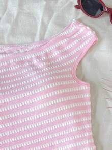 SHEIN Bộ đồ thường ngày thoải mái dành cho nữ tuổi teen, gồm áo tank top kẻ sọc cổ lệch và quần short. - Hồng - Xem 2