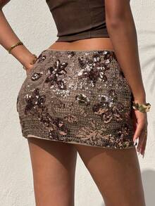 Aloruh 女士性感亮片梅紫色低腰迷你裙，仿透视修身设计，适合海滩、热带度假、夜店派对、节日等场合，是女士海滩度假、波西米亚风、热带假日活动的理想之选。这款别致时尚的迷你裙，展现优雅魅力，适合外出、上学及各种场合。 - 中紫紅色 - 查看 8