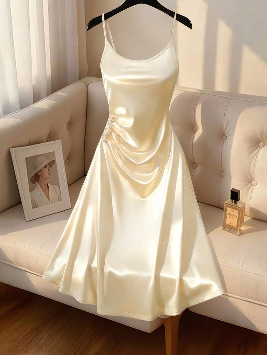 GlowEve Elegant Satin Strapless Pearl-Button Dress, Pleated Waist Slimming Midi Dress, 2026 Summer New French A-Line Dress - Champagne - View 1