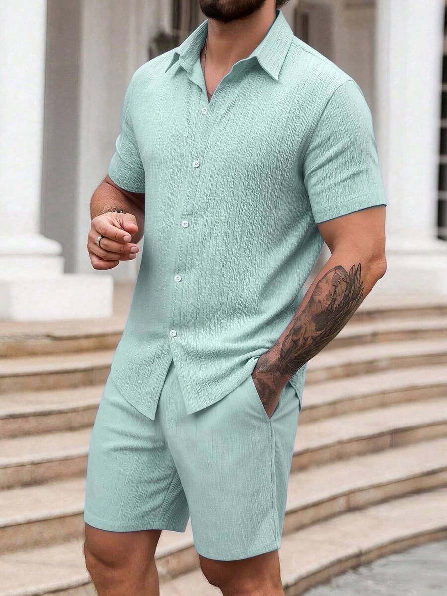 Manfinity Homme Bộ áo sơ mi ngắn tay và quần short màu trơn thoải mái cho kỳ nghỉ của nam, trang phục ấm áp - Màu xanh Bạc hà - Xem 1