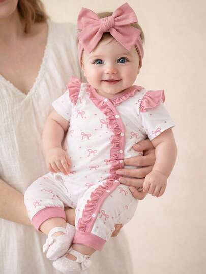 SHEIN 2pcs/Set Infant Toddler Newborn 0-3T Unisex Heart Pattern Ruffle Decor Snap Front Romper & Red Headband Set, Suitable For Birthday Party, Holiday, Photoshoot, Spring/Summer Mom And Baby Girl Matching 0 3 Months Baby Girl Clothes Baby Girl Jumpsuit Newborn Romper, Unisex Romper