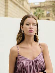 Nöista Đầm ngắn kẻ sọc tím trắng, cổ chữ V và dây đeo có thể điều chỉnh ở phía sau, dáng chữ A. Trang phục mùa hè, mùa xuân, lễ hội âm nhạc, thường ngày, đi biển, du lịch, nghỉ lễ dành cho nữ. - Màu tím - Xem 7