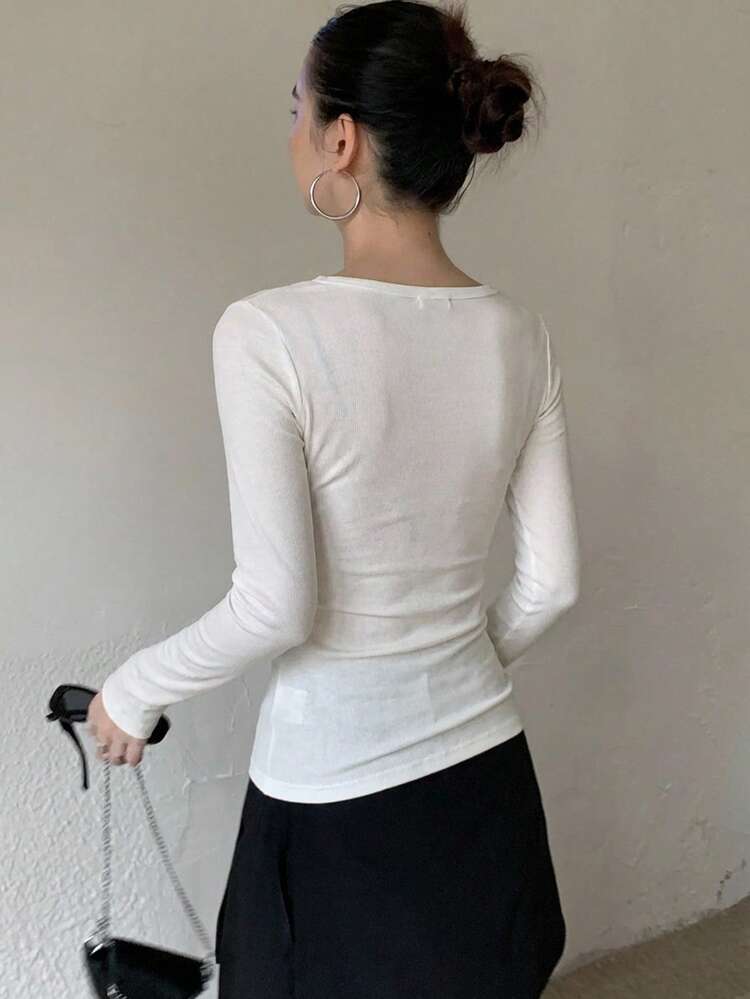 Crew Neck Fitted Waist Solid White Undershirt, Suitable For Spring & Summer