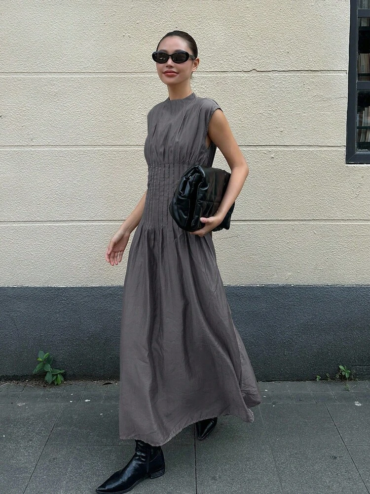 2026SS New Elegant Solid Gray Waist Cinched Long Dress, Graceful Women's Dress, Outerwear, Business Casual Vacation Beach Birthday Party Outfit, Teacher Uniform, Office Wear