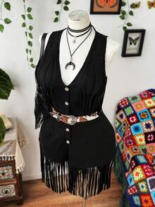 Sunspun Bộ jumpsuit cỡ lớn chất liệu giả da lộn, màu trơn, phong cách Bohemian, không tay, cổ chữ V, eo rút dây, viền tua rua dành cho nữ, quần áo nữ, trang phục miền Tây cho nữ, trang phục đi nghỉ mát cho nữ, quần áo phong cách rock cho nữ, quần áo nữ cá tính, trang phục miền Tây cho nữ, bộ romper tua rua cho nữ, bộ jumpsuit đen cho nữ. - màu đen - Xem 5