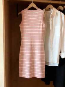 Resyla Gaun Camisole Wanita Model Terbaru Musim Semi/Panas dengan Motif Garis-garis dan Leher Bulat, Pas Badan - MultiWarna - View 2
