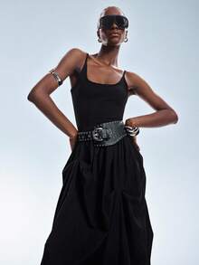 GENKIRA 黑色纯色休闲简约混搭修身吊带连衣裙，不对称下摆设计，褶皱荷叶边下摆，长款连衣裙 - 黑色 - 查看 6