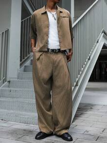 Manfinity Roghcode 男士休闲街头风短袖上衣长裤套装。街头服饰，朋友，情侣装，宽松版型，男士，印花，日系风格，男女皆宜，我爱我的女朋友 - 棕色 - 查看 6