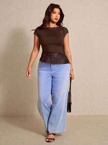 Elaquor 大码女装时尚不对称下摆蕾丝拼接T恤 - 棕色 - 查看 3