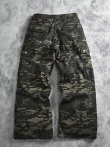 Manfinity ZONE917 街头风迷彩工装裤，纽扣设计多口袋休闲宽松阔腿牛仔裤 - 軍綠色 - 查看 2