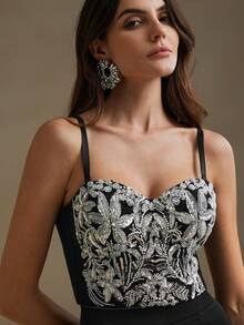 Anewsta Top de bralette elegante para mujeres con cuentas y bordados - Negro - Ver 2