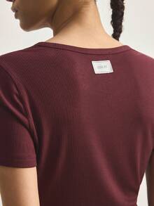 Ocili Áo nữ mặc nhà cổ tròn tay raglan mềm mại, thoải mái, tối giản. - Màu Đỏ Sâu - Xem 4