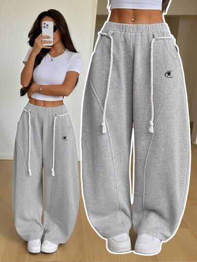 SHEIN PETITE Women's Fall/Winter Streetwear Back To School Preppy Casual Warm Comfortable French Grey Elastic Waistband Curved Hem Pants Wide Leg Sweatpants Comfy Pants Gray Sweatpants