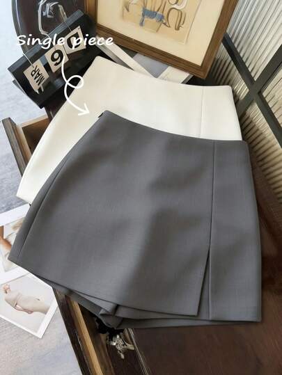 SHEIN PETITE CURVE Quần short thời trang tối giản hai tông màu dành cho nữ cỡ lớn, thích hợp cho mùa xuân/hè/mọi mùa, chất liệu vải chéo, đa năng cho đi làm, công sở và mặc hàng ngày.