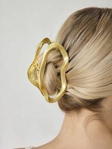 MOTF PREMIUM GOLD-PLATED MATTE HOLLOW ASYMMETRICAL STYLING HAIRPIN, ELEGANT AND CHIC, SUITABLE FOR STUDENTS TO WEAR. - Frosted gold - View 3
