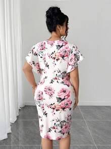 Elenzga Plus Size Elegant Floral Print Fitted Bodycon Dress, Ruffle Sleeve Design, Suitable For Daily Commute, Outing, Party And Vacation - Multicolor - View 2