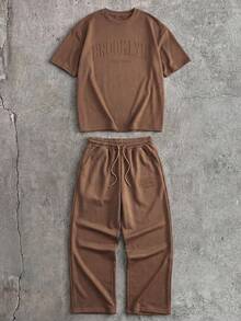 Manfinity Unisex 2 件套男士宽松落肩圆领短袖 T 恤和抽绳腰直筒裤套装夏季服装，舒适服装 - 咖啡棕 - 查看 1