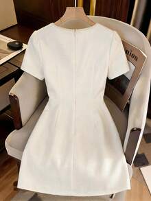 SHEIN Elenzya 女士优雅夏季水钻装饰圆领短袖连衣裙 - 白色 - 查看 2
