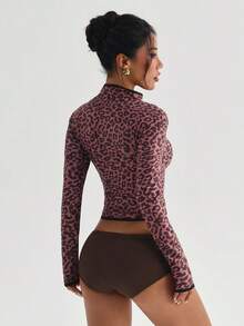 Dewbera 女士豹纹修身拉链长袖运动夹克 - 咖啡棕 - 查看 2