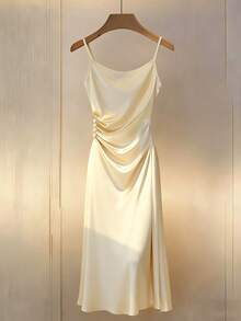 GlowEve Elegant Satin Strapless Pearl-Button Dress, Pleated Waist Slimming Midi Dress, 2026 Summer New French A-Line Dress - Champagne - View 3