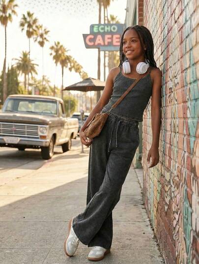 SHEIN 少女休闲家居服修身吊带背心和阔腿条纹针织裤套装，灰色