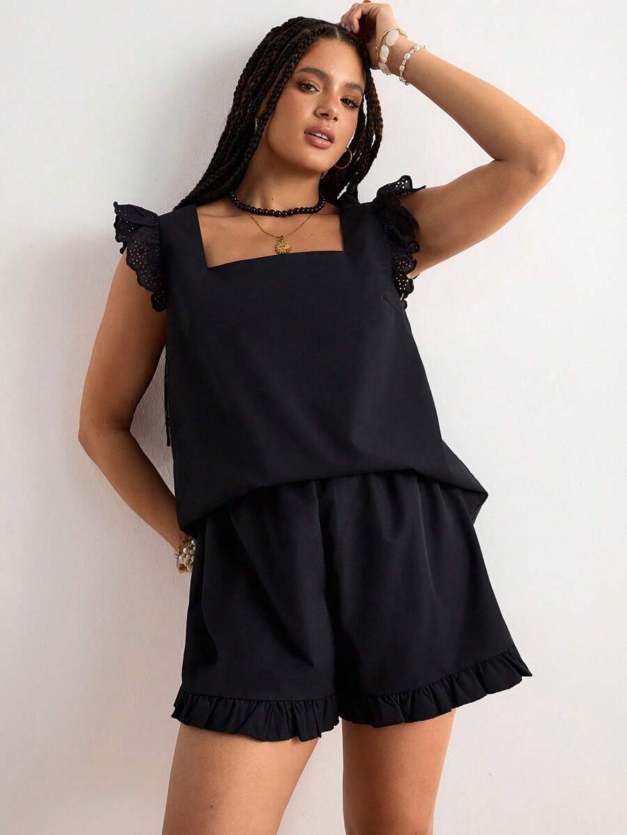 Freevana Setelan Gaya Bohemian Ukuran Besar, Atasan Leher Persegi dengan Hiasan Ruffle + Celana Pendek, Pakaian Kasual 2 Potong dengan Potongan Longgar untuk Musim Panas - Hitam - View 1