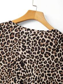 GlowEve CURVE Plus Size Women Leopard Print V-Neck Ruffle Sleeve Loose Side Slit Blouse,Khaki,Summer,Classy,Night Out Club Casual Top,Elegant Animal Print Fashion - Multicolor - View 4