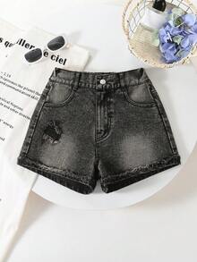 Sparklyn 少女Y2K复古水洗灰黑色牛仔短裤，宽松直筒版型，面料柔软舒适，休闲时尚的蝴蝶刺绣口袋设计，适合夏季度假穿着。 - 黑色 - 查看 2