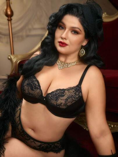 PinupPomp Plus Contrast Lace Underwire Bra