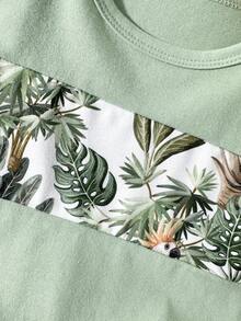 SHEIN Playful Pals 2件套婴儿男童可爱卡通动物和热带植物印花短袖T恤和印花短裤套装，适合春夏外出和日常穿着，婴儿夏季服装，可爱的男童动物印花套装 - 綠色 - 查看 5