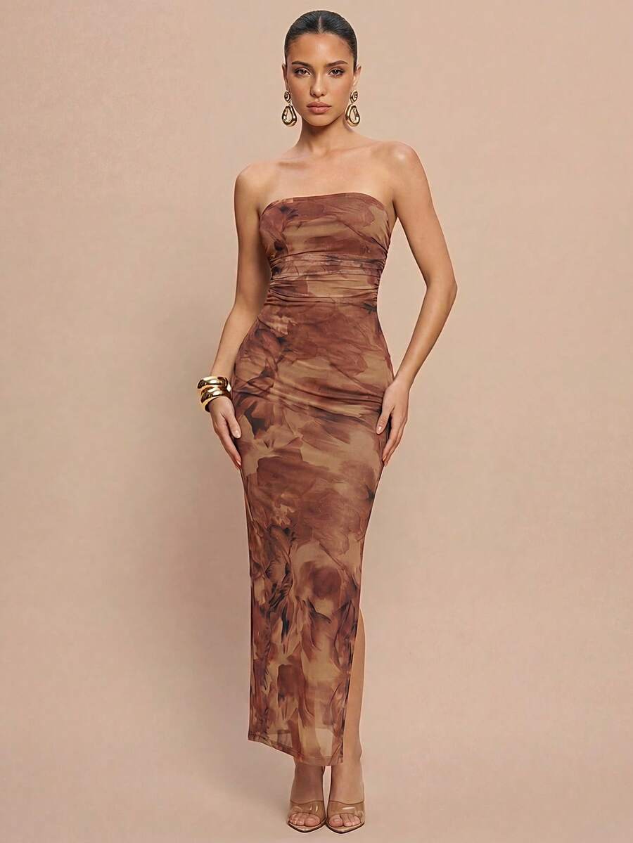 Chiquease 女士性感印花褶皱修身抹胸连衣裙，侧开衩设计，适合夏季穿着。 - 咖啡 - 查看 1