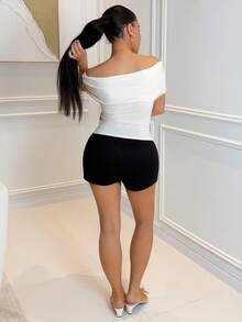 Milla Jasmine 女士优雅露肩高领褶皱下摆方领修身 T 恤，春夏 - 杏色 - 查看 2