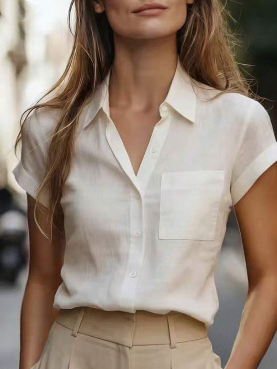 Ellegaria. 女士杏色衬衫、女士时尚衬衫、女士通勤衬衫、女士短袖衬衫、女士休闲衬衫、女士百搭套装、白色衬衫、女士优雅套装、女士优雅衬衫、口袋衬衫、度假套装