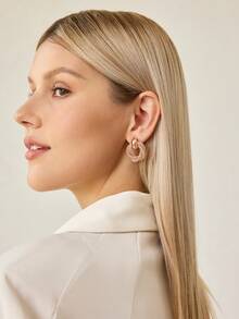 MOTF PREMIUM PRE ROSE GOLD BROKEN DIAMOND MESH DIAMOND GEOMETRIC EARRINGS - Rose Gold - View 5