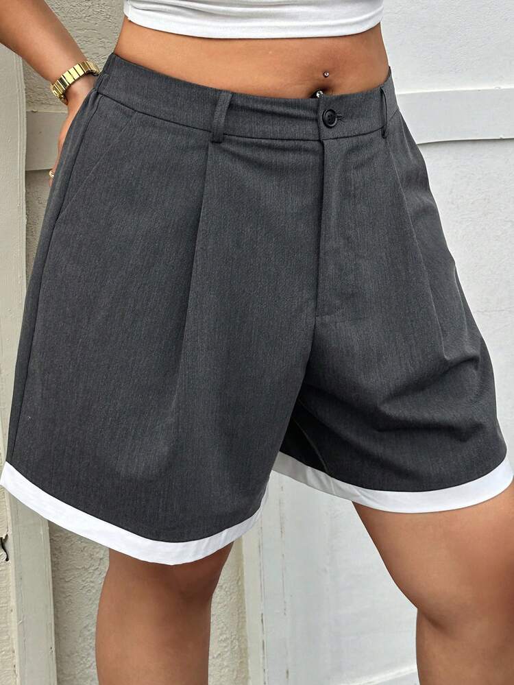 Dazy Plus Plus Size Women Casual Patchwork Contrast Color Trim Straight Leg Capri Shorts, Suitable For Summer Commuting