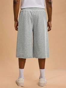 Forever 21 Quần short thể thao dài vừa phải rộng rãi màu xám cho nam có viền chưa hoàn thiện; Thích hợp để mặc hàng ngày - Xám - Xem 2