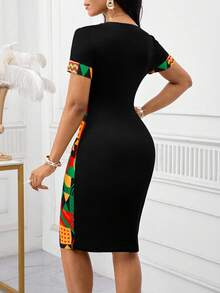 SHEIN Lady Vestido elegante de longitud media, de cuello redondo, de manga corta y ajustado con estampado geométrico para mujer - Multicolor - Ver 2