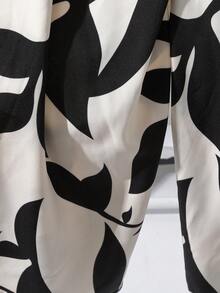 Franclia Bộ jumpsuit nữ dệt họa tiết nước, cổ chữ V, dây mảnh, thắt nơ ở eo, thích hợp mặc hàng ngày. - Màu be - Xem 8