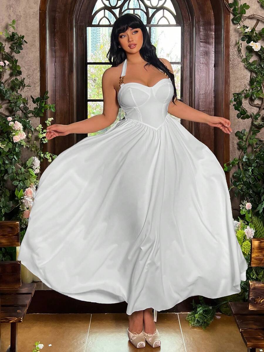 Lyrianda Vestido con cuello halter y decoración metálica para mujer de talla grande - Blanco - Ver 1